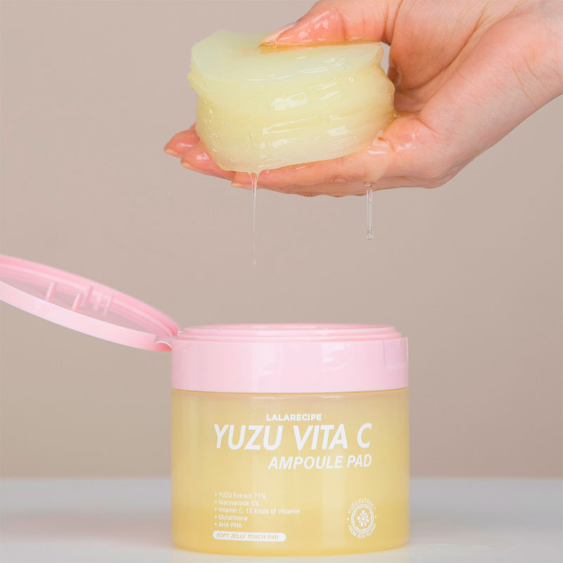 Yuzu Vita C Ampoule Pad 150ml / 80pads